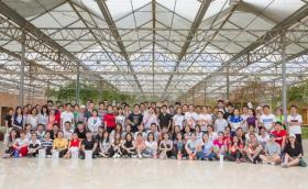 別樣賽場炫技展風(fēng)采 頒獎(jiǎng)盛典百花齊綻放