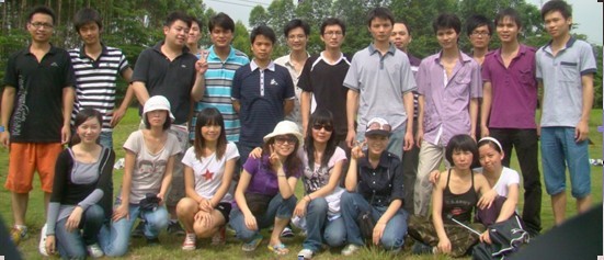 走進(jìn)“鄉(xiāng)村”，親近大自然