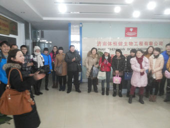 瑞雪兆豐年  開(kāi)門(mén)紅滿天